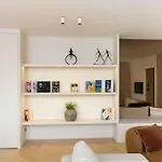 Spacious Apartment 3Br